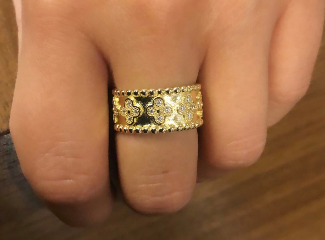 Four Leaf Clover Ring - Retail Therapy Jewelry